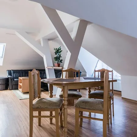 Apartmany Humenne Apartment